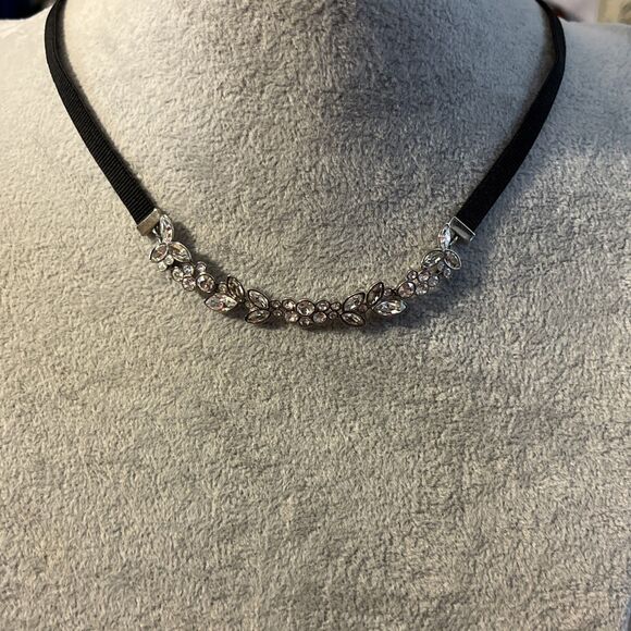 Beautiful Adjustable Black Elastic Band Swarovski Crystal Choker Necklace - Picture 1 of 6